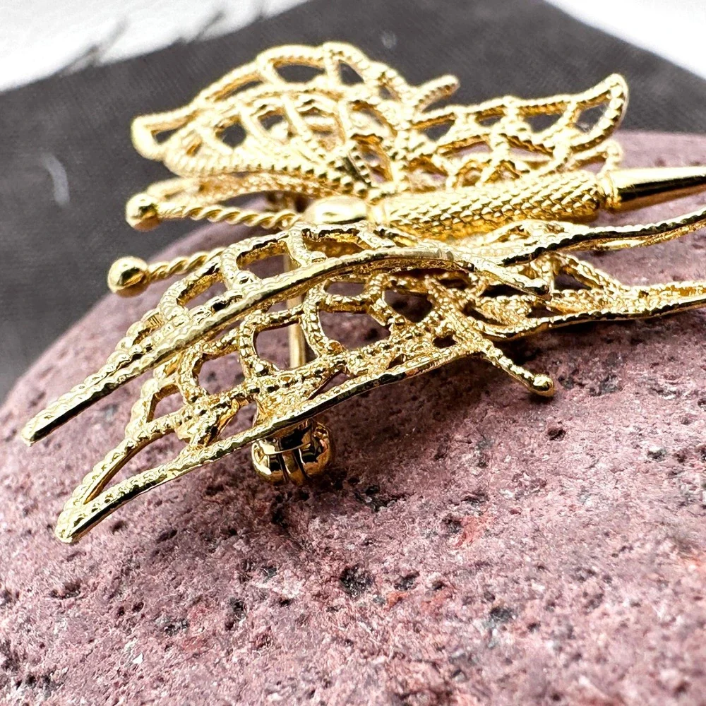 Vintage Monet Gold‎ Tone Butterfly Brooch Double Wing Filigree 1.5